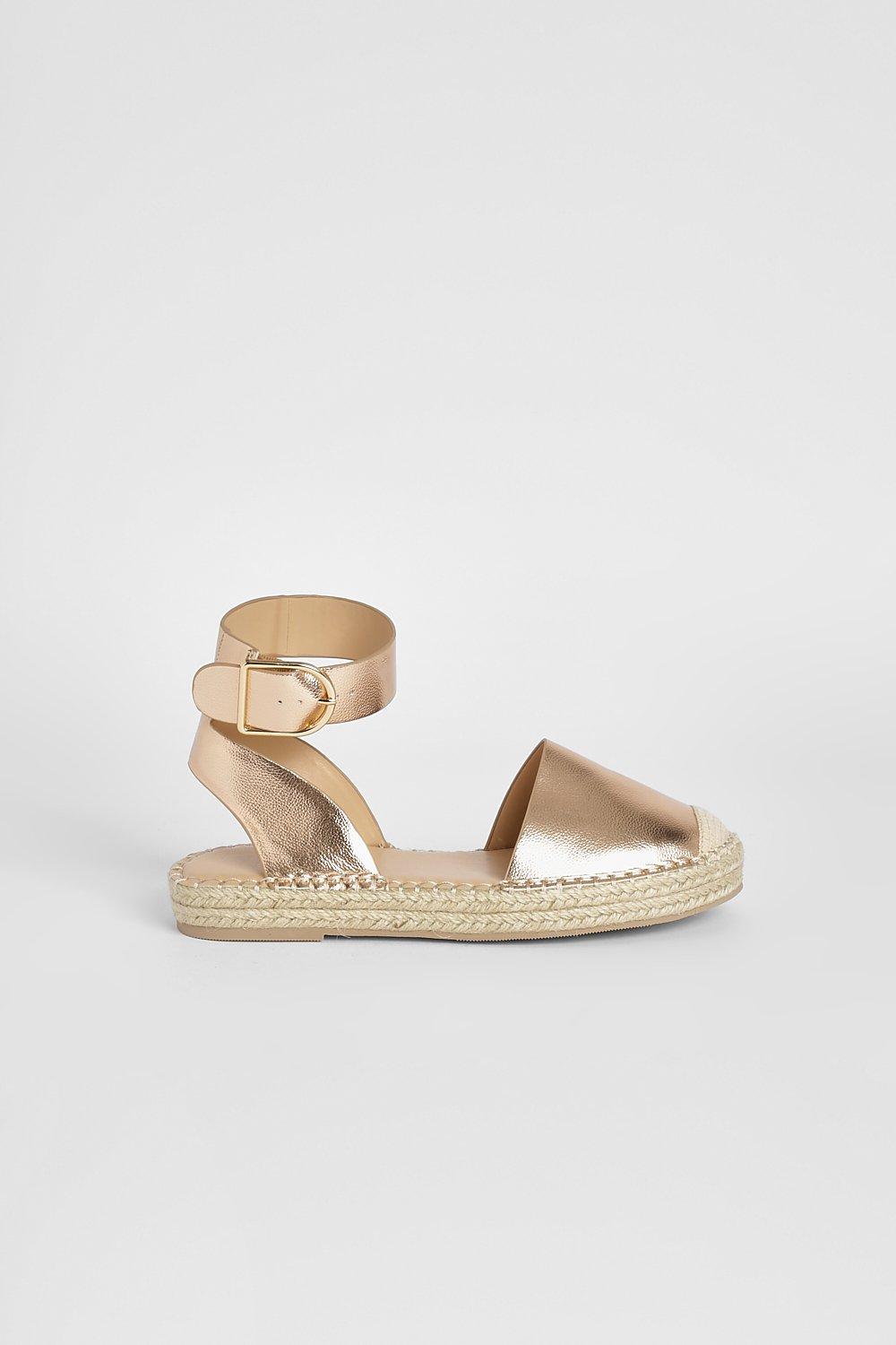 Soludos closed toe sales mid wedge